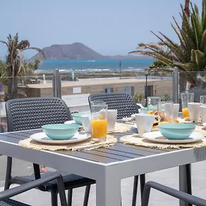 2 Beachfront By Holidays Corralejo